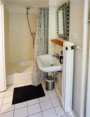 Zimmerfrei-wuerzburg Stadtmitte Δωμάτια σε οικογενειακή κατοικία Βίρτσμπουργκ